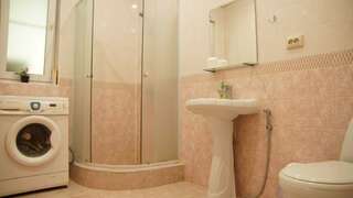 Гостевой дом Гостевые домики Горячий Ключ Семейный номер-6